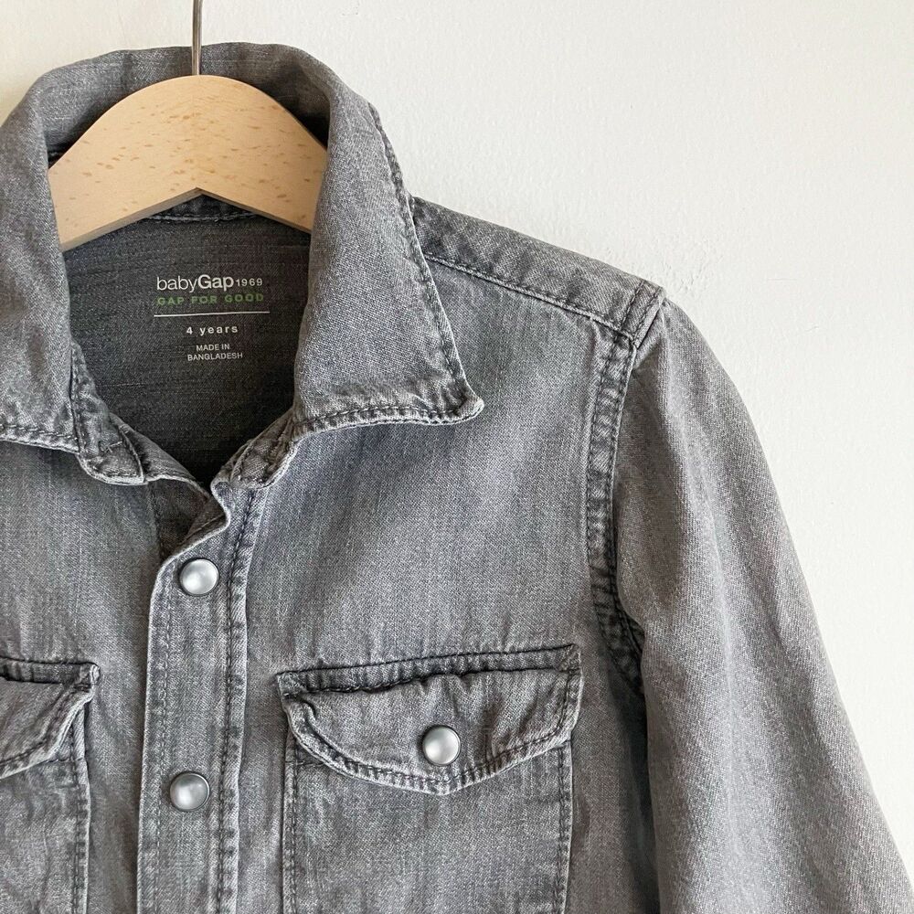 babyGap Size 4 Chambray Pearl Snap Shirt Black Gray Long Sleeve Boys Unisex - Picture 2 of 6